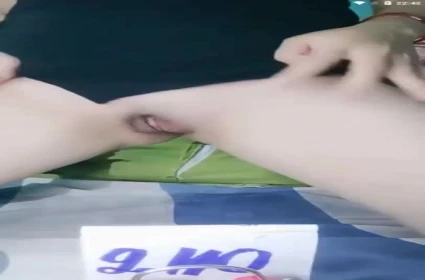 Thử thách gợi cảm với người bạn thân trong văn phòng và phần thưởng không thể bỏ qua